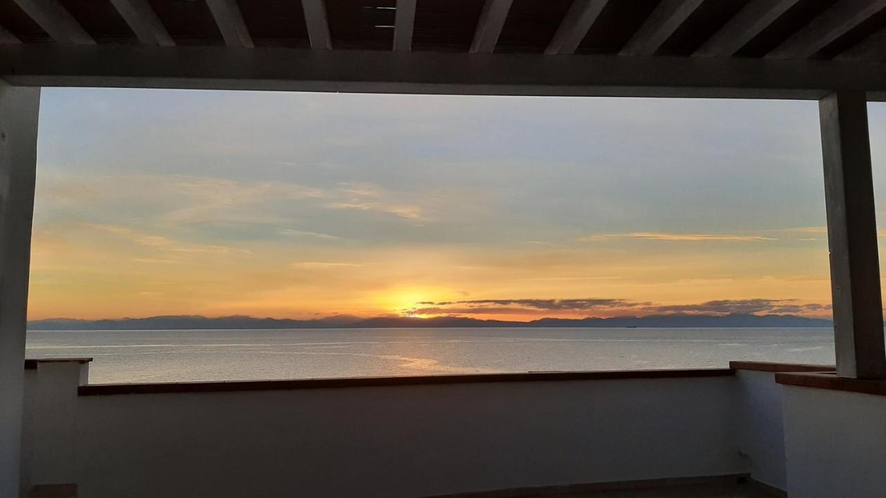 Appartamenti - Villa Mare Pomonte Buitenkant foto