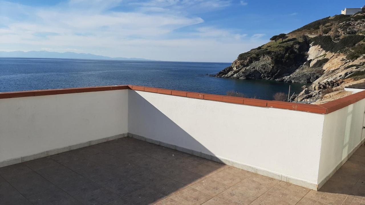 Appartamenti - Villa Mare Pomonte Buitenkant foto