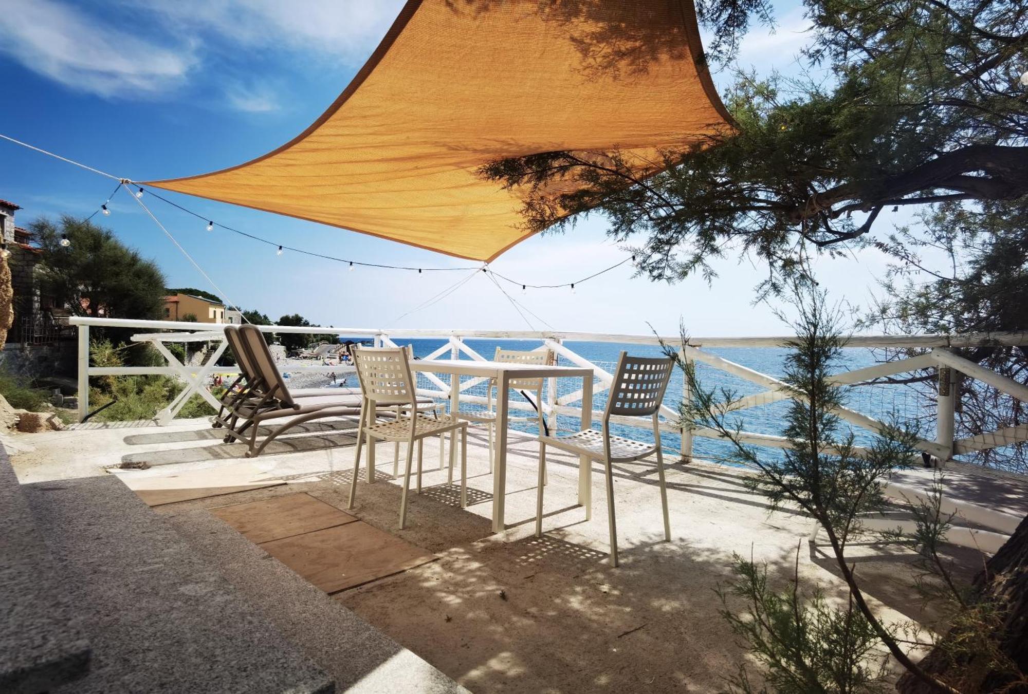 Appartamenti - Villa Mare Pomonte Buitenkant foto